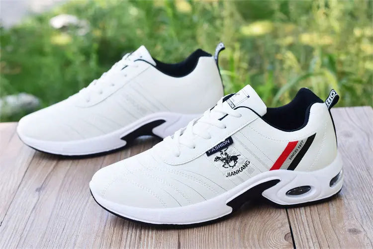 Baskets en cuir pour hommes chaussures polyvalentes décontractées chaussures de course antidérapantes en plein air chaussures de planche pour hommes de mode Zapatos Homme