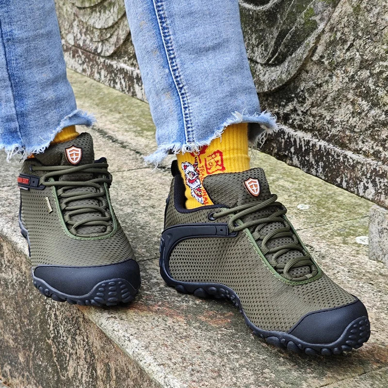 Outdoor Climbing Shoes for Men Women Sneakers Big Size Hiking Trainers High Quality Wear-resistant Adventure Sports Wading Shoes
