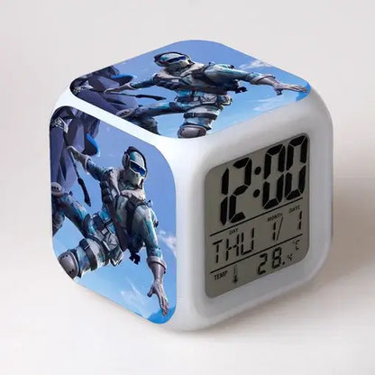 Fortnite-Wecker, niedlich, modisch, im Cartoon-Stil, personalisiert, kreativ, Kawaii, minimalistischer LED-Wecker, Geschenk zum Geburtstag von Freunden