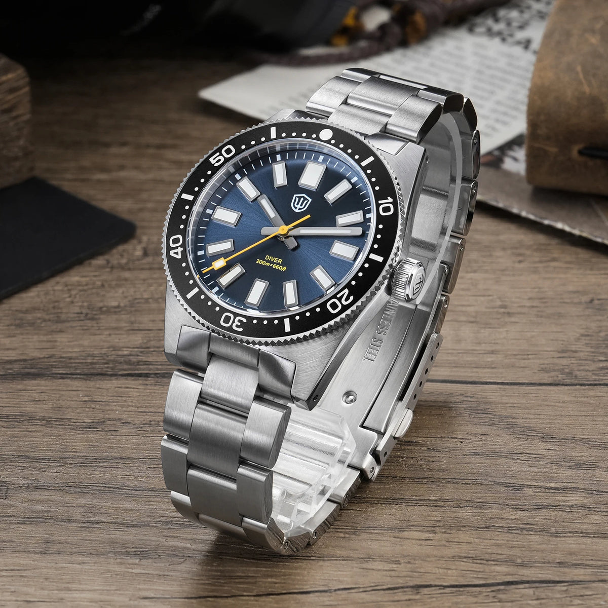 WATCHDIVES WD1965 V2 Men’s Luxury Dive Watch VH31 Quartz, Sapphire Crystal, Stainless Steel & 200M Water Resistant