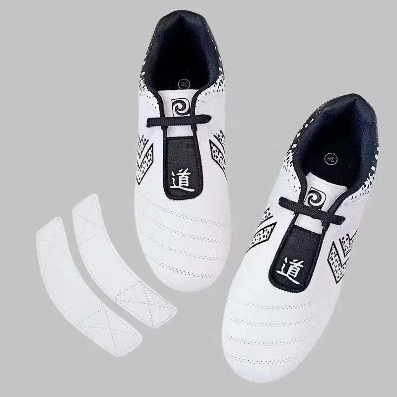 Zapatillas de taekwondo transpirables y resistentes al desgaste, para kickboxing y kung fu. Zapatillas profesionales de taekwondo y artes marciales, para niños y adultos.