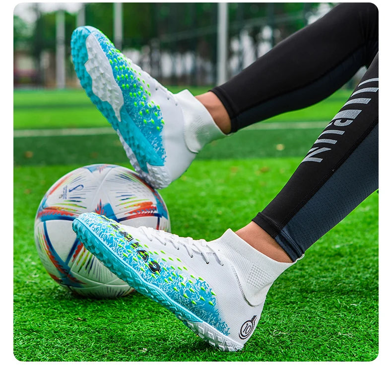 Men Professional Football Shoes Society Cleats Soccer Shoes Original Indoor Football Field Boots Grass Training TF/FG Sneaker