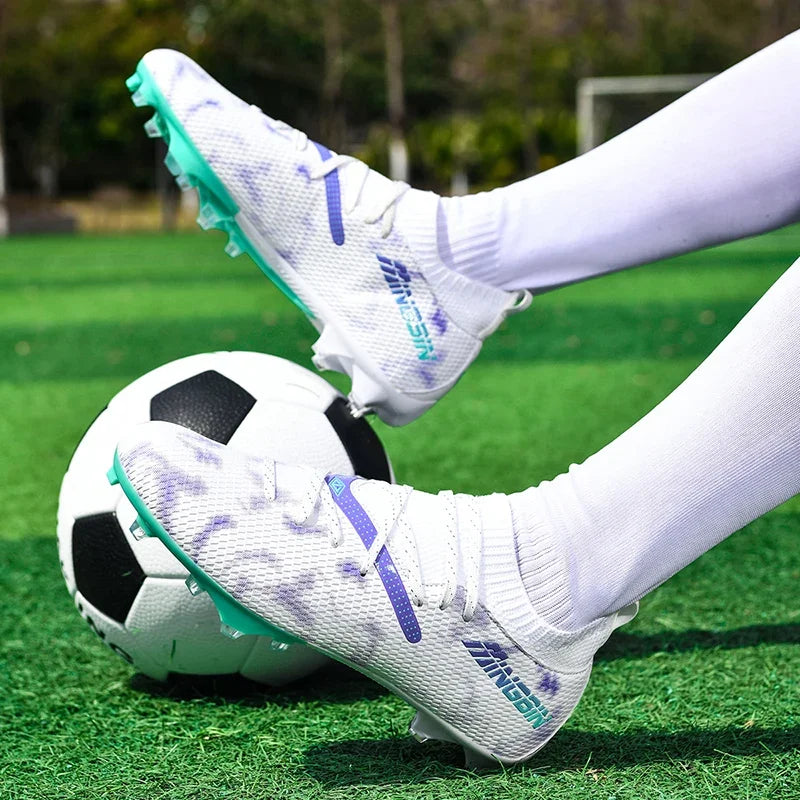 New Men Football Boots Professional Soccer Shoes Cleats Futsal Women Unisex Ultralight Hot Sale High-Quality TF/FG Sneakers