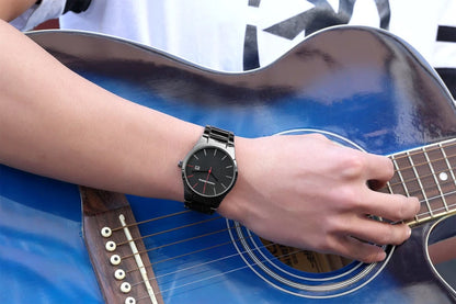 Pánské hodinky Hannah Martin, pouzdro z nerezové oceli, quartzový strojek, ciferník o průměru 41 mm, profesionální styl, s ukazatelem data (imitace)