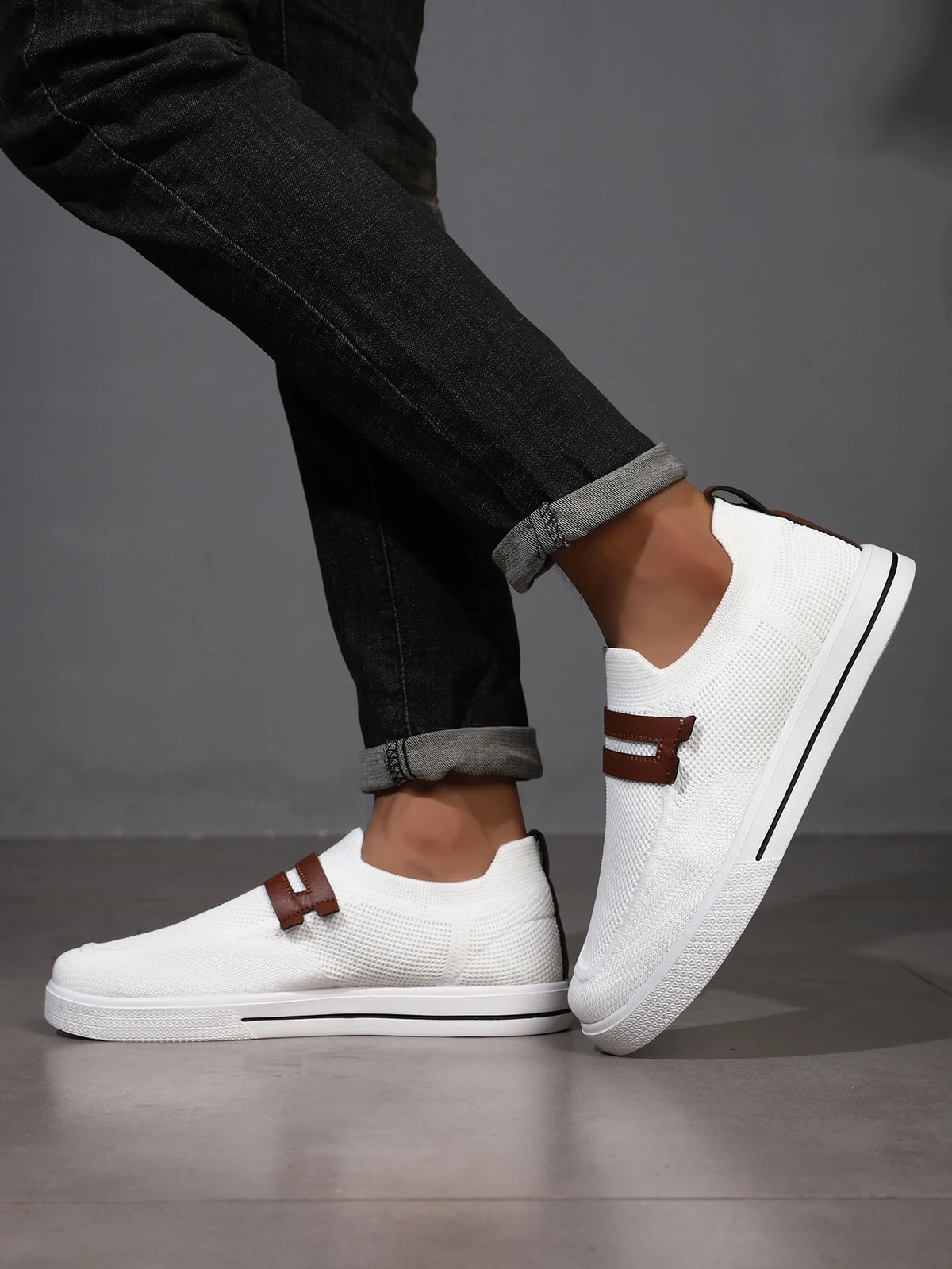 New Men's Sports Shoes Mesh Breathable Casual Outdoor EVA Soft-Soled Walking Shoes Lightweight Comfortable