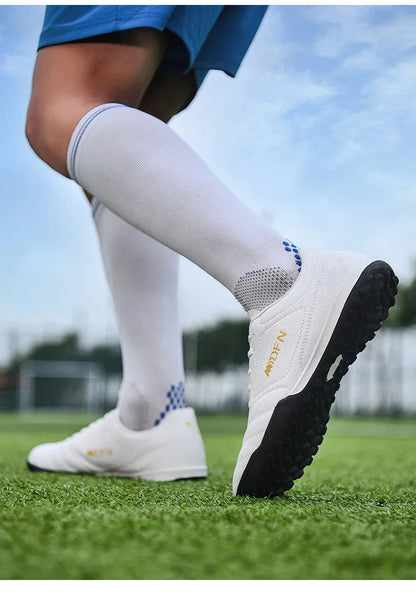 New Men's Football Boots Soccer Shoes for Adults, Society Football Cleats, Ultralight Training Sneakers, Outdoor Large Size 47