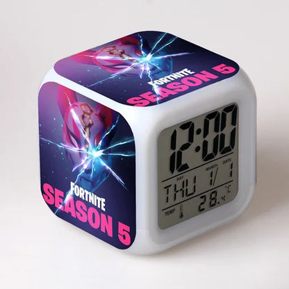 Fortnite-Wecker, niedlich, modisch, im Cartoon-Stil, personalisiert, kreativ, Kawaii, minimalistischer LED-Wecker, Geschenk zum Geburtstag von Freunden