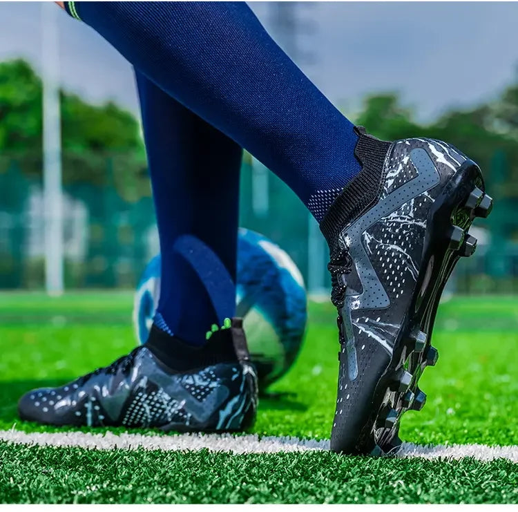 Oversized-Fußballschuhe für Jugendliche und Kinder, komfortables flexibles Design, stabile rutschhemmende Performance für Outdoor-Feldsportarten