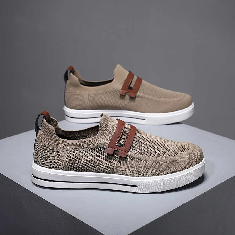 New Men's Sports Shoes Mesh Breathable Casual Outdoor EVA Soft-Soled Walking Shoes Lightweight Comfortable