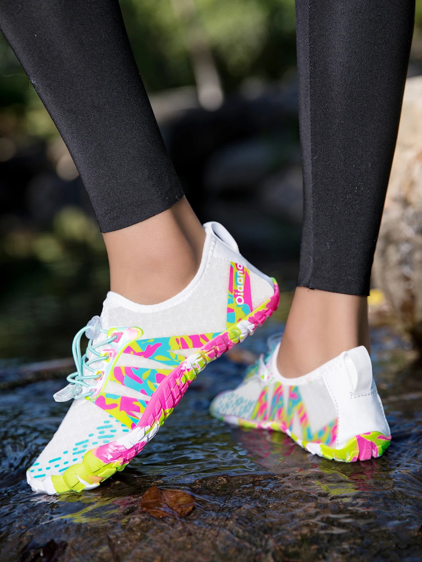 Oiaano Barfußschuhe mit breiter Zehenbox, schwarz, für Damen und Herren, Unisex-Sportsneaker, Aqua-Strandschuhe mit weicher Sohle, leicht und atmungsaktiv