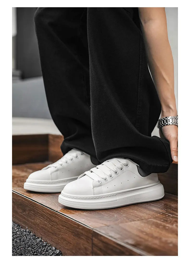 White Minimalist Sneakers for Men Comfy Leather Casual Sneakers Platform Skateboard Shoes Outdoor Low-Cut Men's Sports Shoes