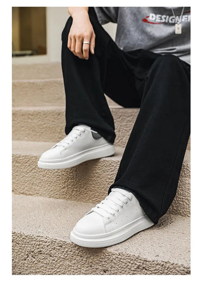 White Minimalist Sneakers for Men Comfy Leather Casual Sneakers Platform Skateboard Shoes Outdoor Low-Cut Men's Sports Shoes