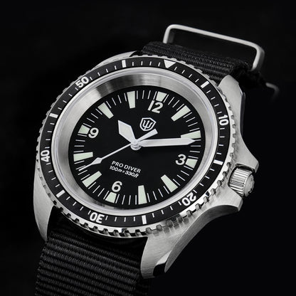 Orologio di lusso da uomo Watchdives WD1980 V3 con movimento al quarzo VH31 Sweep Seconds, vetro zaffiro con rivestimento AR e impermeabilità 10Bar