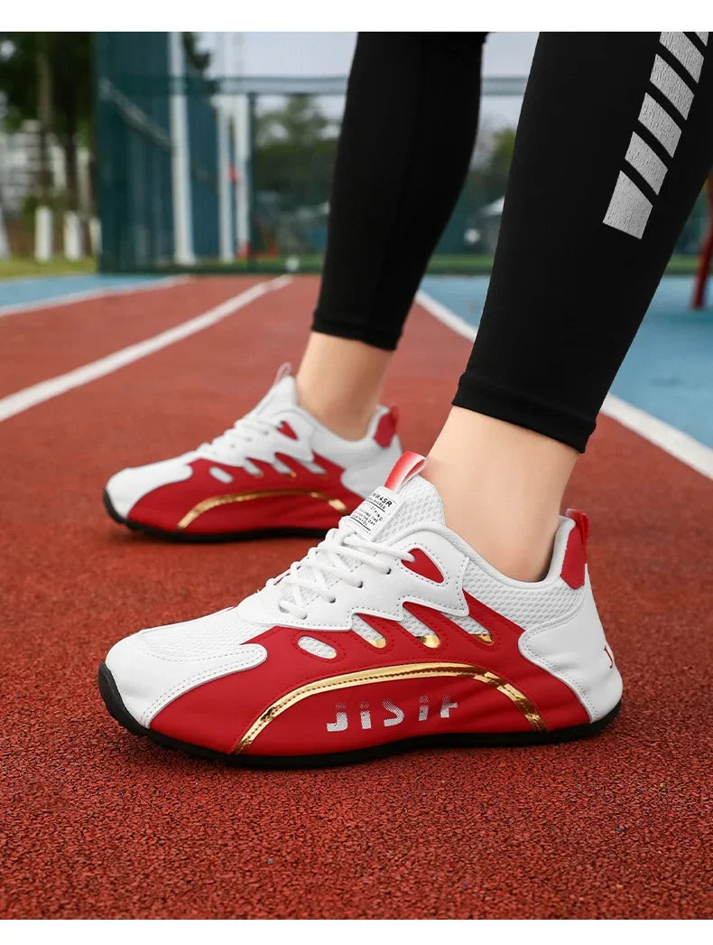 Fashionable Large Size Men's Sports Shoes Mesh Upper Breathable Comfortable Casual Sneakers Trendy Men's Footwear from China