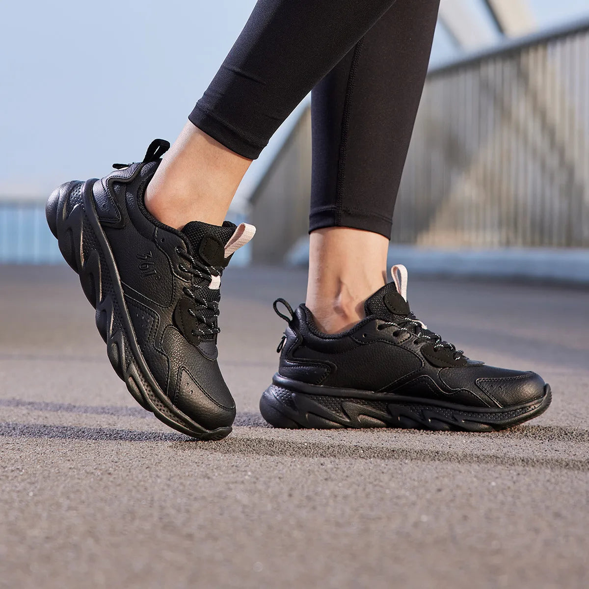 361 Degrees Scarpe da corsa sportive da donna con assorbimento degli urti e rimbalzo, sneakers comode e alla moda adatte a ogni occasione, modello da uomo 682232237