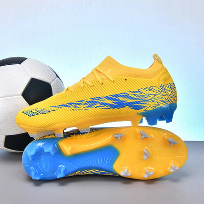 Nouvelles chaussures de football professionnelles pour hommes, chaussures de football antidérapantes, unisexes, respirantes, chaussures de futsal, nouvelles chaussures à crampons, livraison directe, ultralégères