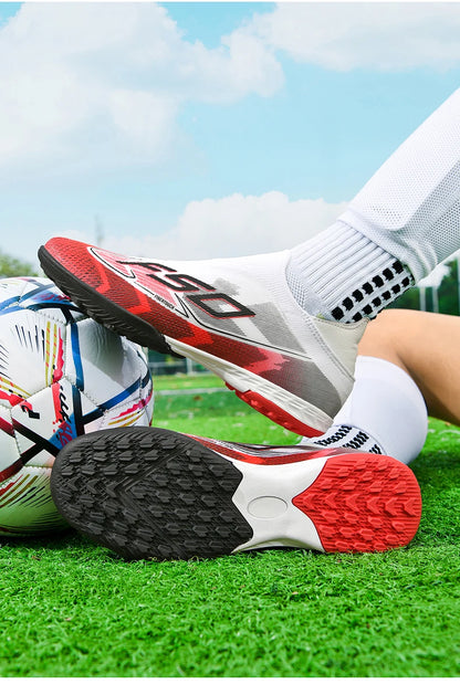 Men New Football Boots Grass Professional Original Resistant Casual Male Soccer Shoes Top Quality  Ultralight Football Shoes