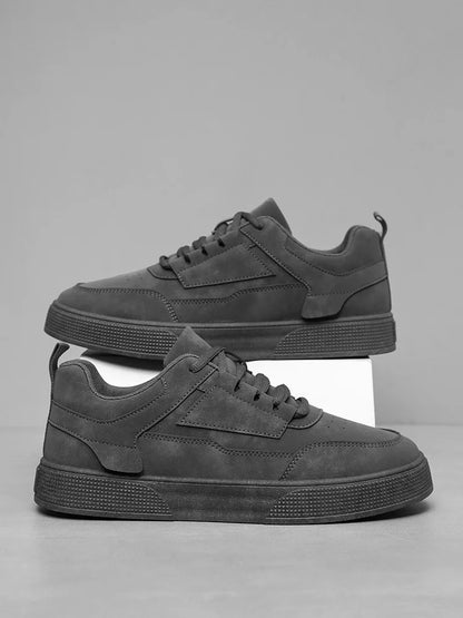 Casual sneakers til mænd: Nye modeller til forår og efterår, street- og skatesko til teenagere, basketballsko til udendørs sport