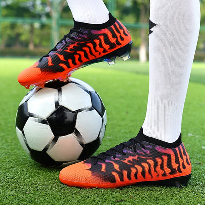 Nouvelles chaussures de football pour hommes, légères, de haute qualité, pour terrain gazonné, best-seller, crampons antidérapants mi-montants pour l'entraînement en extérieur