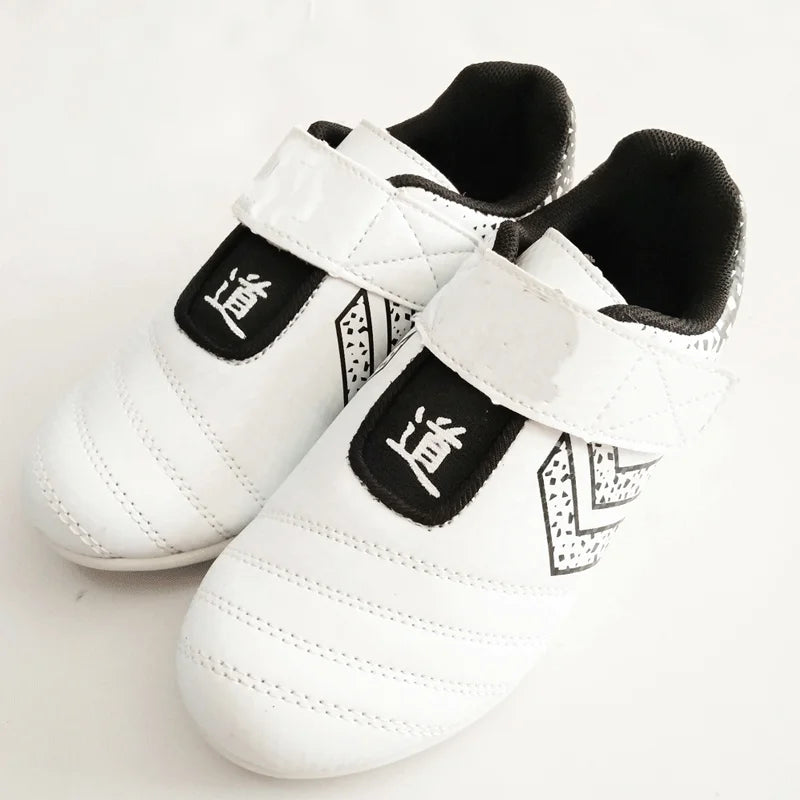 Zapatillas de taekwondo transpirables y resistentes al desgaste, para kickboxing y kung fu. Zapatillas profesionales de taekwondo y artes marciales, para niños y adultos.