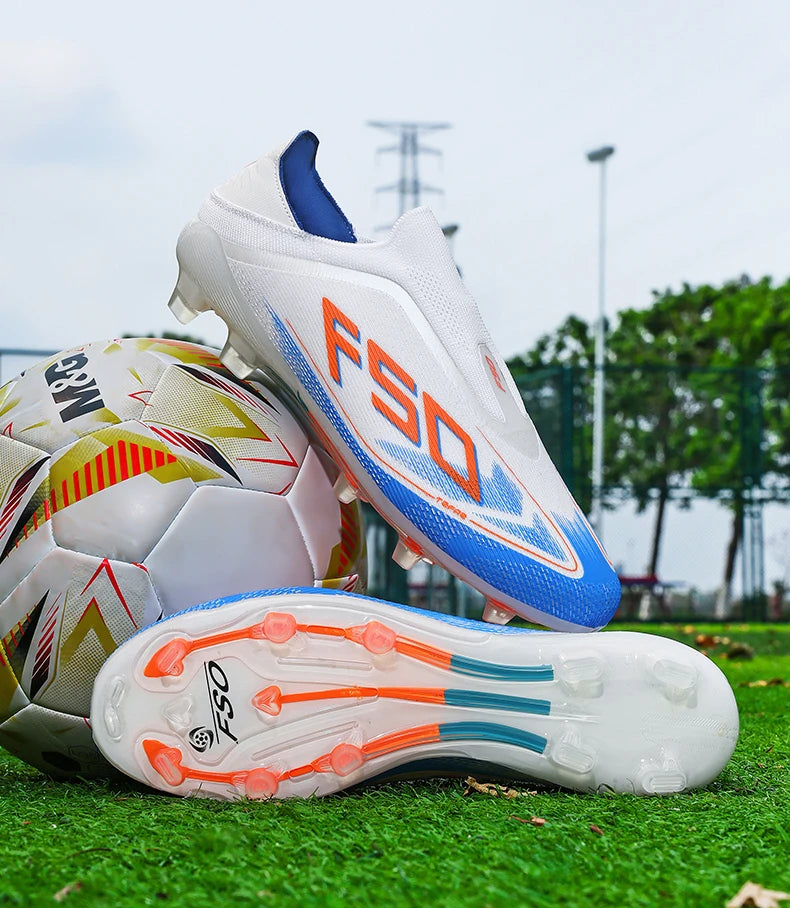 Neue Herren-Fußballschuhe, Futsal- und Outdoor-Sneaker, rutschfeste hochwertige Fußballschuhe mit Stollen für Rasenplätze, Bestseller, High-Top, leicht