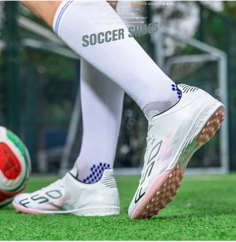 Nouvelles chaussures de football pour hommes, chaussures de football professionnelles, chaussures d'entraînement, chaussures de match, baskets antidérapantes, chaussures de sport pour terrain gazonné, chaussures d'extérie
