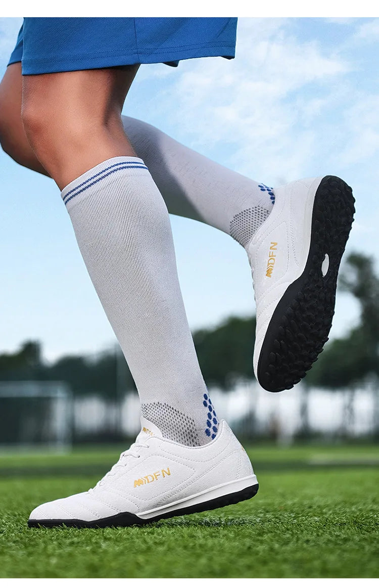 New Men's Football Boots Soccer Shoes for Adults, Society Football Cleats, Ultralight Training Sneakers, Outdoor Large Size 47