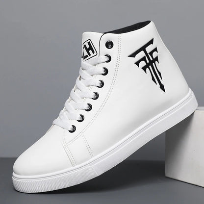 [scarpe da ginnastica] Un paio di scarpe sportive casual da skate ad alta tomaia, comode e adatte ai viaggi e al fitness (disponibili nella taglia L