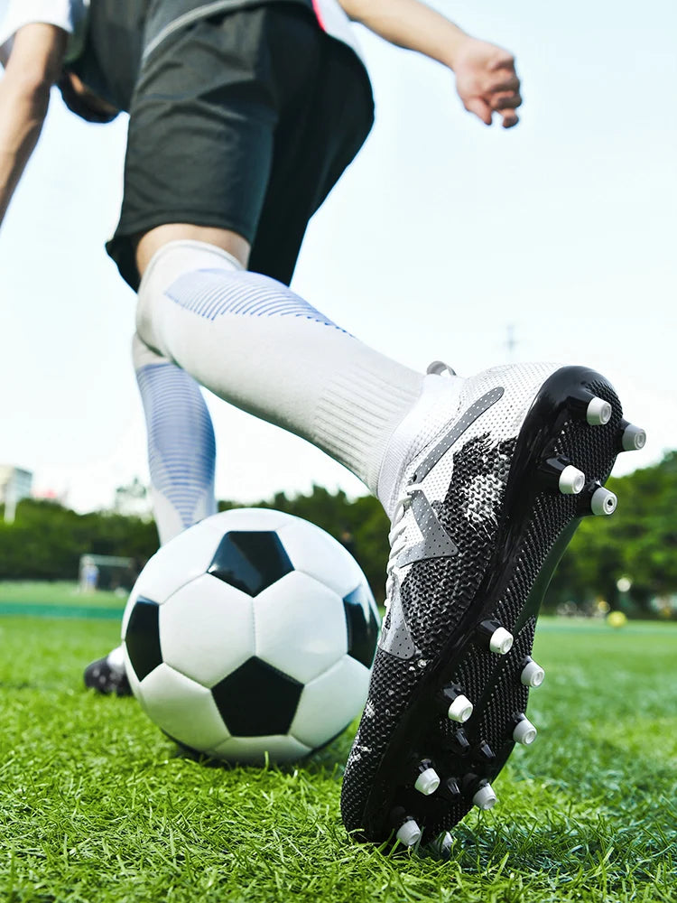 Chaussures de football pour homme, crampons Society, chaussures de football professionnelles, chaussures de football d'intérieur pour terrain rapide, baskets pour garçon, entraînement original