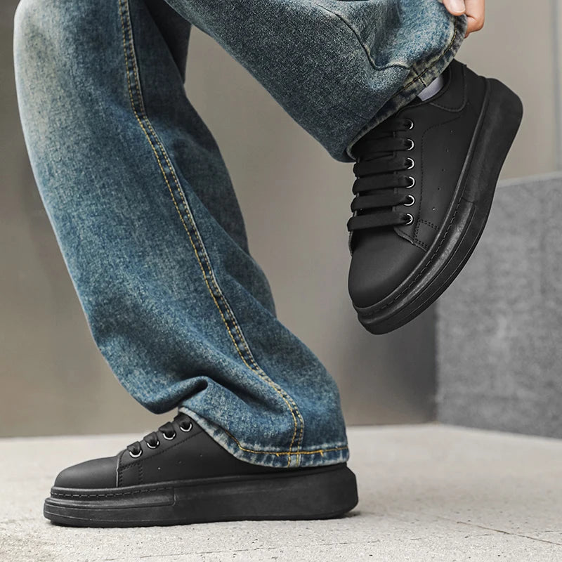 White Minimalist Sneakers for Men Comfy Leather Casual Sneakers Platform Skateboard Shoes Outdoor Low-Cut Men's Sports Shoes