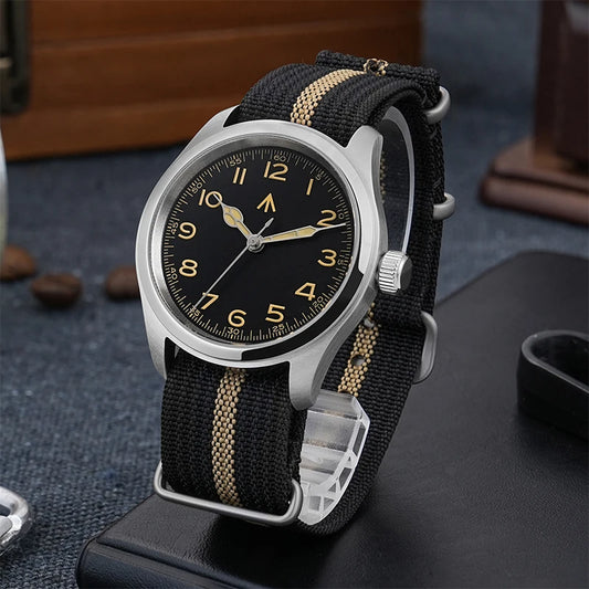 Militado ML08 38 mm Quarzuhr mit VH31-Uhrwerk, doppelt gewölbtem Saphirglas, Super-C3-grüner Leuchtbeschichtung, Vintage-Uhren
