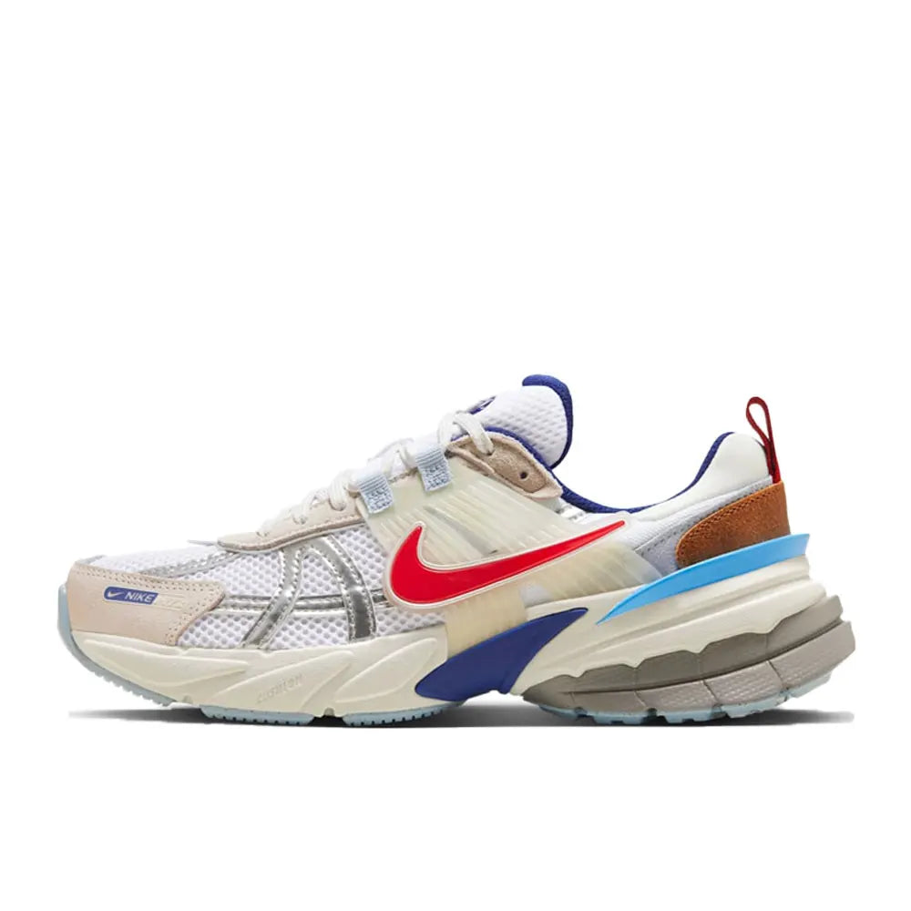 Sapatilhas de running retro Nike V2K Run, amortecimento confortável e construção durável, estilo casual unissexo para o dia a dia FD0736-003