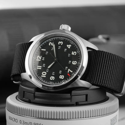 Militado ML08 Vintage Black Watch VH31 Sweep Quartz Wristwatch Ar Sapphire Crystal Luminous C3 BGW9 100 Waterproof Watches Man