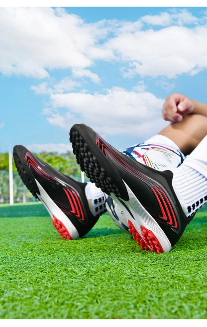Nouvelles chaussures de football pour hommes, mi-hautes, de haute qualité, crampons pour terrain en gazon, baskets antidérapantes pour intérieur, très vendues, pour matchs en extérieur