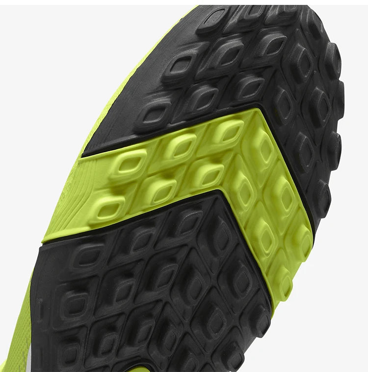 Originální nové pánské sportovní tréninkové kopačky Nike s tlumením nárazů na podzim a zimu FQ8331-700