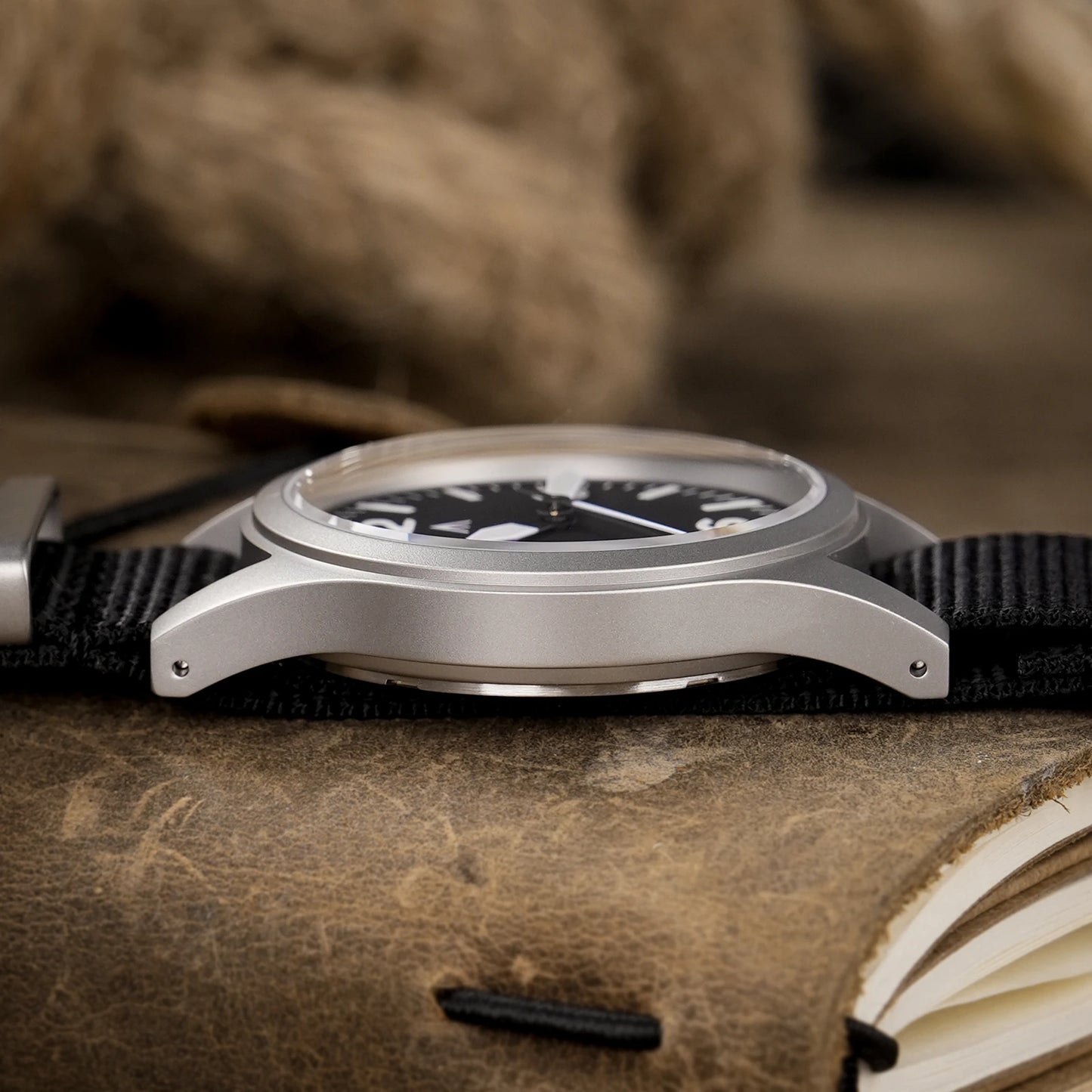 Militado New ML05 Sweep Seconds Movement VH31 Sapphire Super-LumiNova  BGW9 High Transparency AR Coated 38mm Vintage Watches
