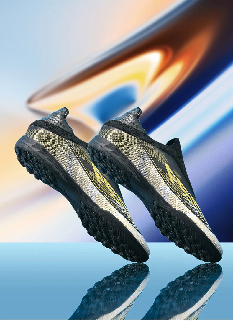 Men New Football Boots Grass Professional Original Resistant Casual Male Soccer Shoes Top Quality  Ultralight Football Shoes