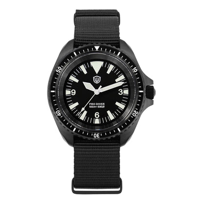 Herenhorloge van roestvrij staal. Vorm van de kast: rond