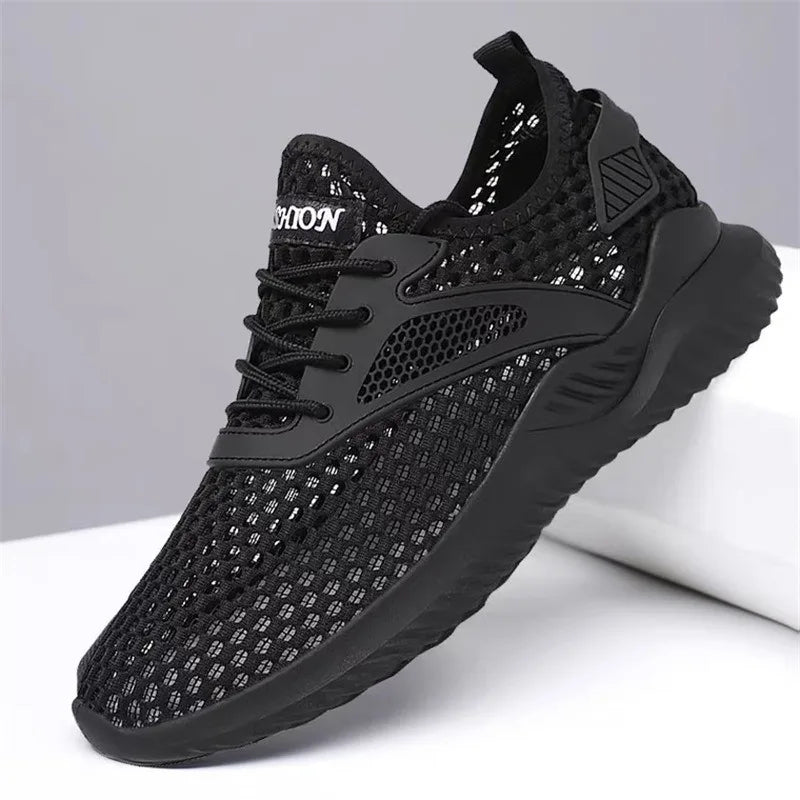 Breathable Mesh Running Shoes Men's Low Cut Slip-On Sports Sneakers Flat Heel Lightweight Comfortable Unisex Trainers