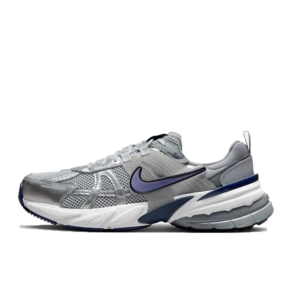 Sapatilhas de running retro Nike V2K Run, amortecimento confortável e construção durável, estilo casual unissexo para o dia a dia FD0736-003
