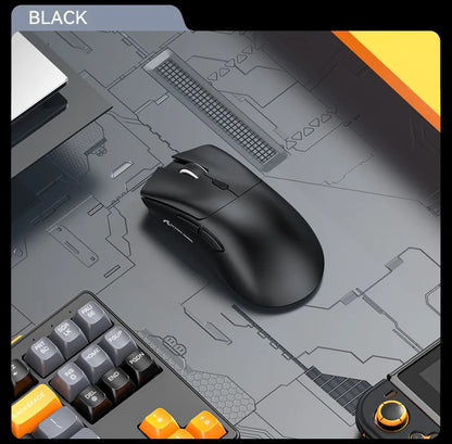 Mouse gaming wireless Attack Shark R1 leggero Bluetooth 2.4G PAW3311 18000DPI ergonomico con macro
