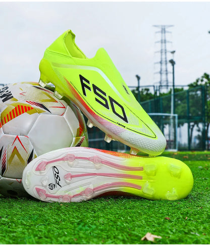 Neue Herren-Fußballschuhe, Futsal- und Outdoor-Sneaker, rutschfeste hochwertige Fußballschuhe mit Stollen für Rasenplätze, Bestseller, High-Top, leicht