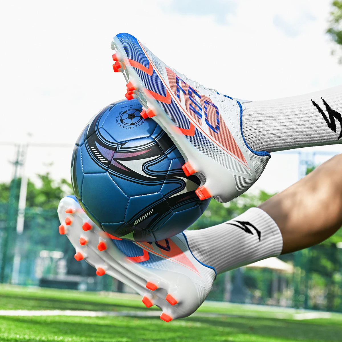 Chaussures de football AG FG unisexes pour adultes, crampons longs à haute adhérence, baskets légères et confortables pour l'entraînement et la compétition