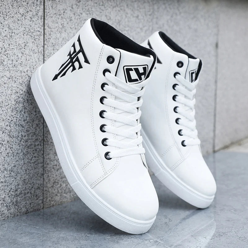 [scarpe da ginnastica] Un paio di scarpe sportive casual da skate ad alta tomaia, comode e adatte ai viaggi e al fitness (disponibili nella taglia L