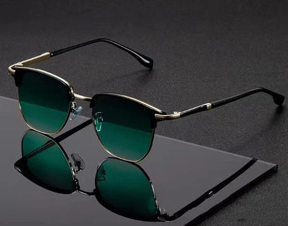 New Arrival Vintage Square Sunglasses Women Men Metal Frame Sun Glasses Female Eyewear Sunglasses for Male Female Eyeglasses