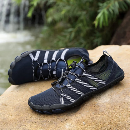 Zelené vodní boty pro muže Aqua Upstream Boty Nové prodyšné síťované plážové sandály Letní sportovní boty Dámské plavecké boty Pantofle