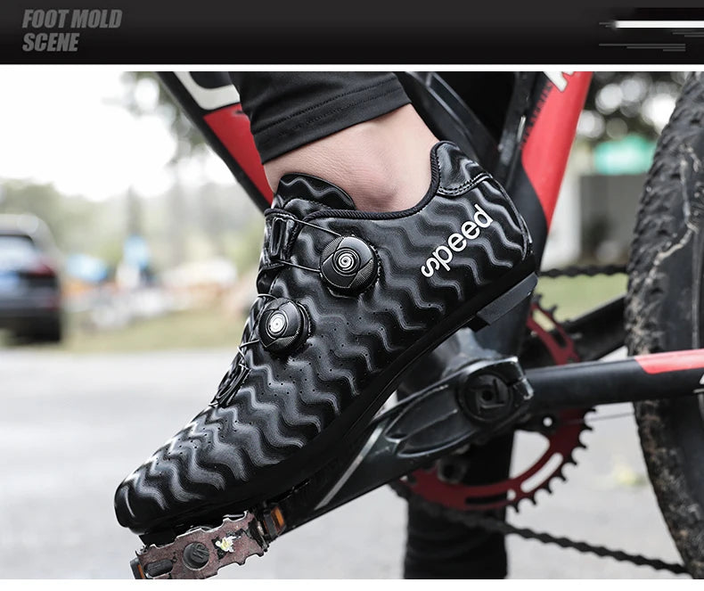 Chaussures de cyclisme pour homme : chaussures de course sur route à fixation automatique, chaussures de sport, chaussures d'entraînement sans crampons ; chaussures de cyclisme pour femme avec crampons SPD