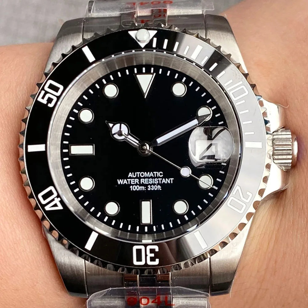 200m Waterproof Miyota8215 Automatic Men's Watch Diver Watches 40mm Mechanical Movement Luminous Jubilee Strap Glide Lock Buckle
