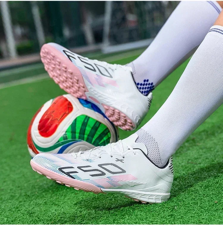Nouvelles chaussures de football pour hommes, adaptées à la pratique sur gazon, ultralégères, antidérapantes, baskets de sport pour activités de plein air, chaussures de football professionnelles, chaussures d'entraîne