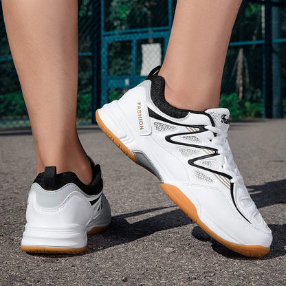 New Sports Shoes for Men and Women, Low-Cut Lace-Up Thick-Soled Shock-Proof Table Tennis Shoes, Badminton Shoes